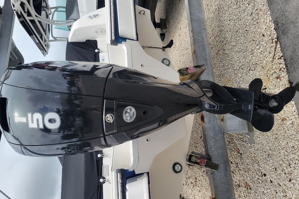 22ft Bayliner Yacht For Sale