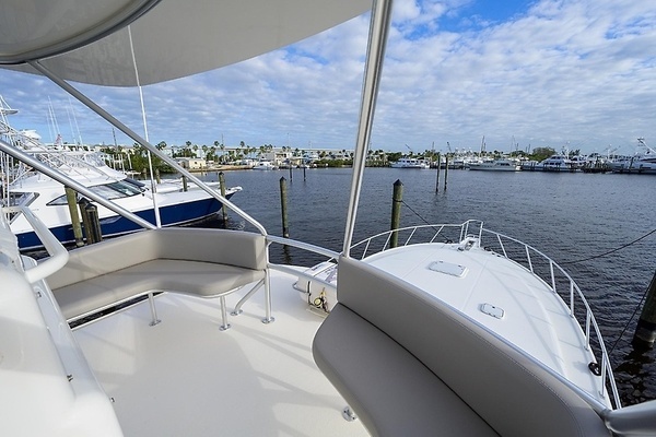 2005 Cabo 45