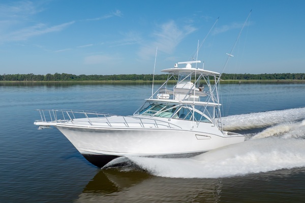 2005 Cabo 45 Express