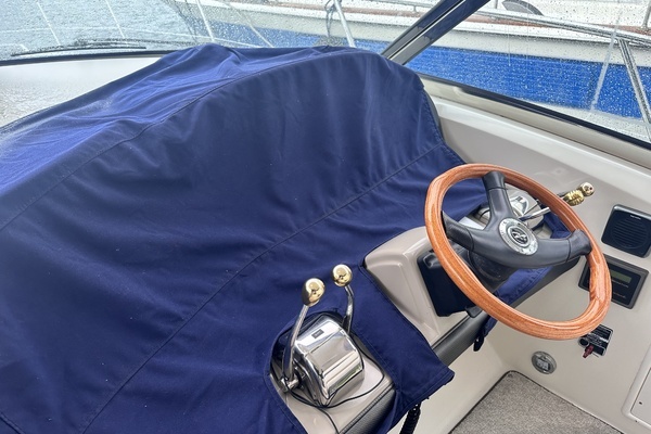 2005 Sea Ray 39