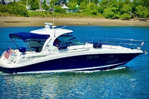 2005 Sea Ray 39