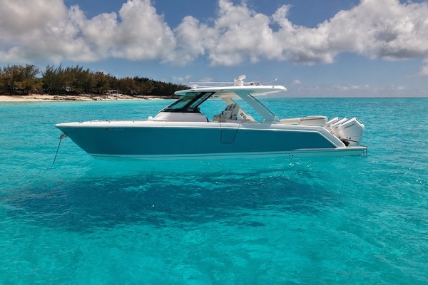 2025 Tiara Yachts 38