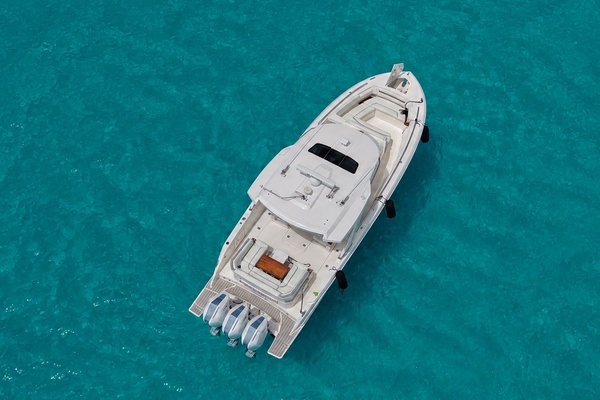 2025 Tiara Yachts 38