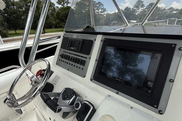 30ft Century Yacht For Sale