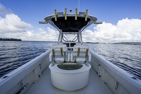 34ft Pursuit Yacht For Sale