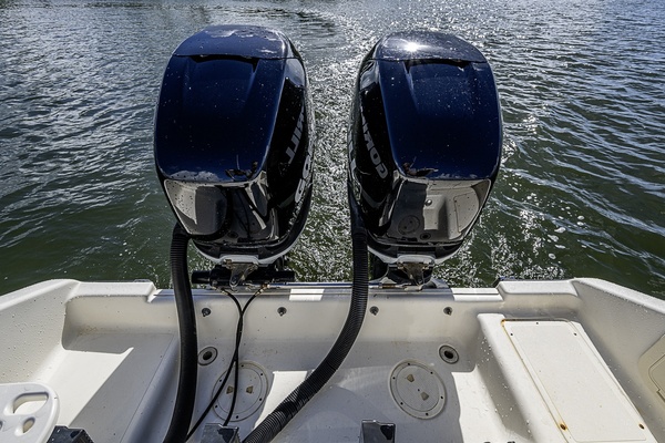 34ft Pursuit Yacht For Sale
