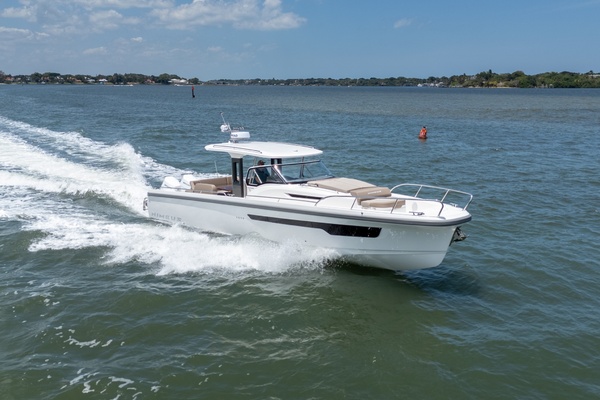 In Stock 2025 Nimbus T11 314 40ft Nimbus Yacht For Sale