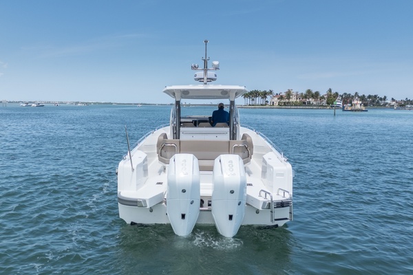In Stock 2025 Nimbus T11 314 40ft Nimbus Yacht For Sale