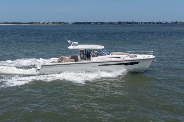 In Stock 2025 Nimbus T11 314 40ft Nimbus Yacht For Sale