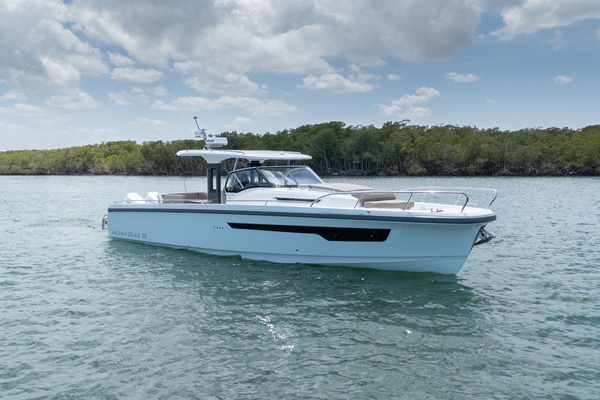 In Stock 2025 Nimbus T11 314 40ft Nimbus Yacht For Sale