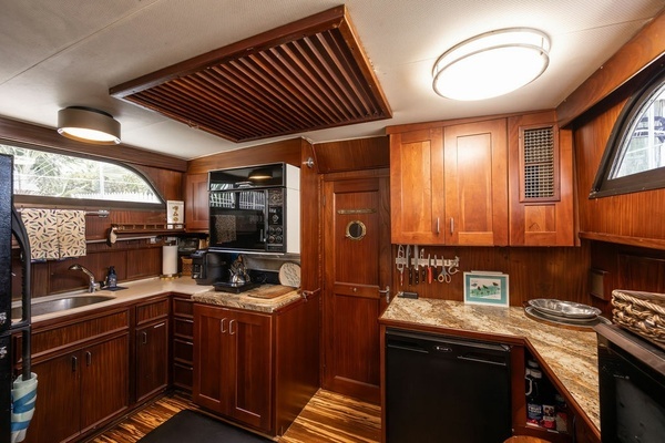 Hatteras Yacht Fish Yacht For Sale