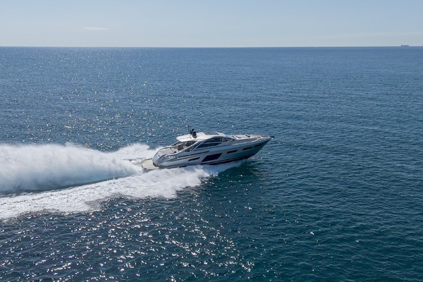 2024 Pershing 70