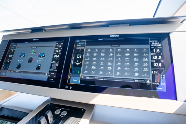 NIKI 70ft Pershing Yacht For Sale