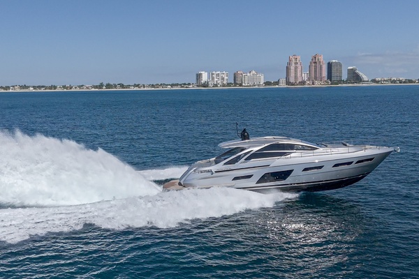 2024 Pershing 70 7X