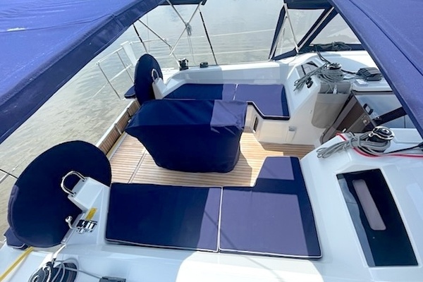 Sophia 40ft Beneteau Yacht For Sale
