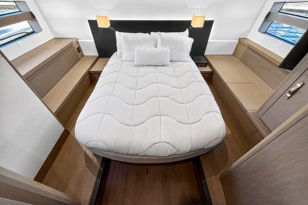 2023 Beneteau 45