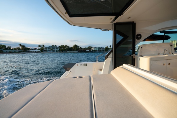 2023 Beneteau 45