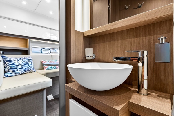 2023 Beneteau 45