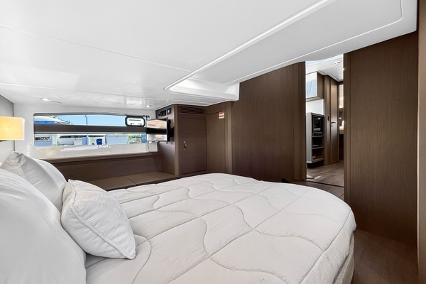 2023 Beneteau 45