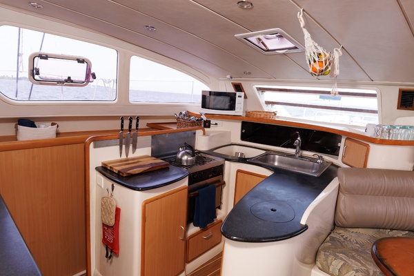 ESCAPE 43ft Leopard Yacht For Sale
