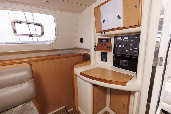 ESCAPE 43ft Leopard Yacht For Sale