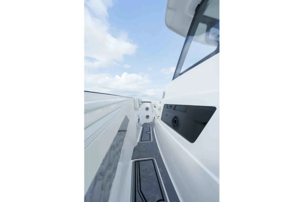 Sip Happens 38ft Fountain Yacht For Sale