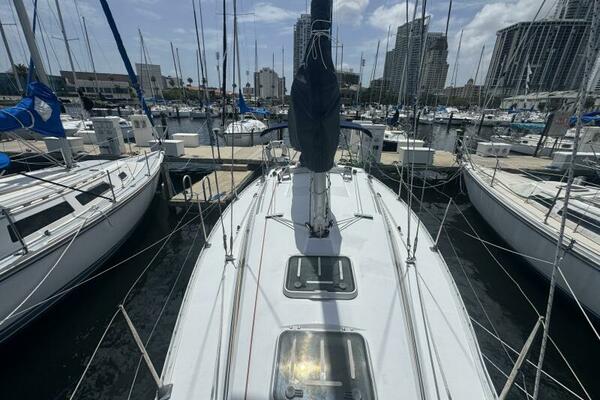 28ft Beneteau Yacht For Sale