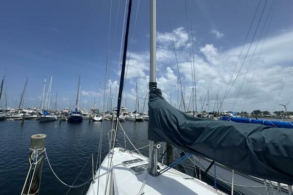 28ft Beneteau Yacht For Sale