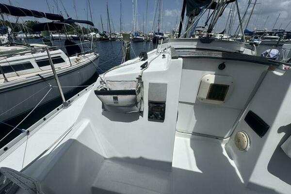 28ft Beneteau Yacht For Sale