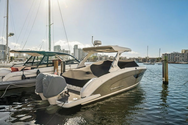 Sea Senor 33ft Regal Yacht For Sale