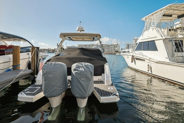 Sea Senor 33ft Regal Yacht For Sale