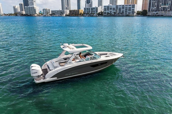 Sea Senor 33ft Regal Yacht For Sale