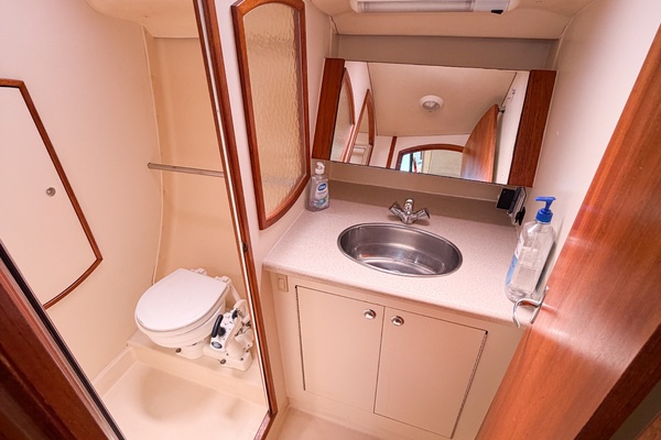 CURRENT ESCAPE 36ft Hunter Yacht For Sale