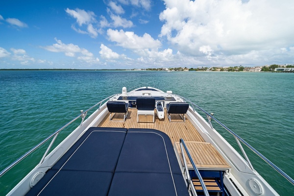 DOROTHY ANN 82ft Pershing Yacht For Sale