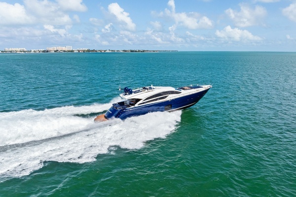 DOROTHY ANN 82ft Pershing Yacht For Sale