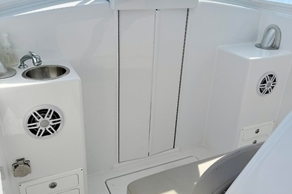 Rare Breed 27ft Custom Carolina Yacht For Sale