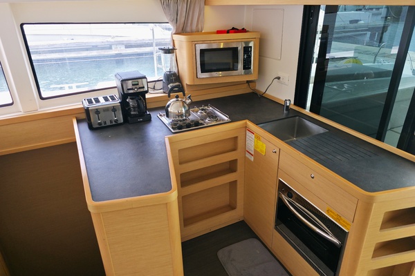 Wanderer 42ft Lagoon Yacht For Sale
