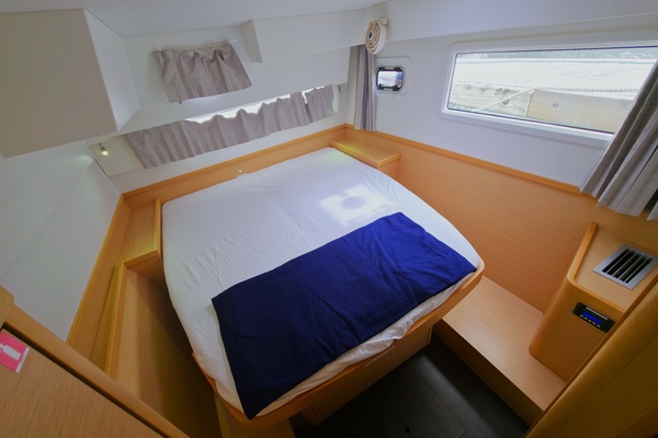 Wanderer 42ft Lagoon Yacht For Sale