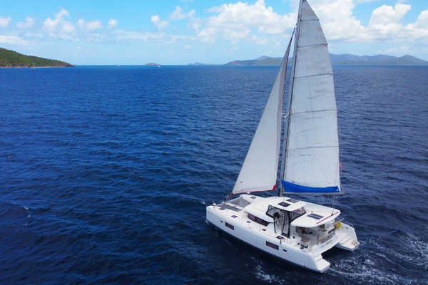 Wanderer 42ft Lagoon Yacht For Sale
