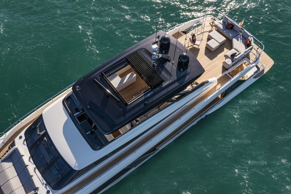DANIMA 100ft Ferretti Yachts Yacht For Sale