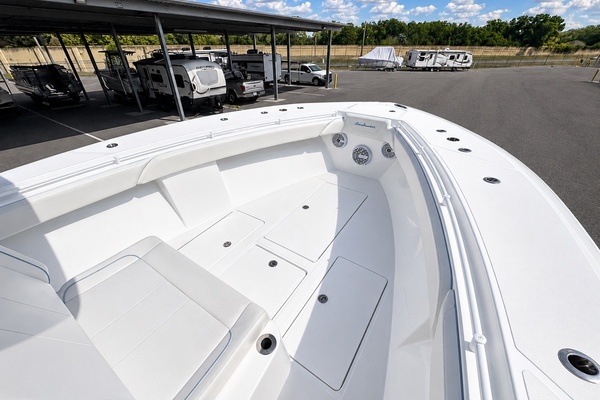 33ft SeaHunter Yacht For Sale