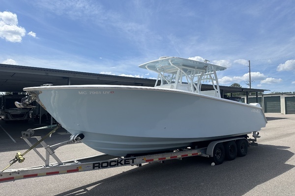 2023 SeaHunter 33