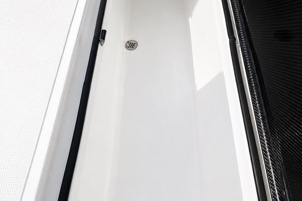 33ft SeaHunter Yacht For Sale