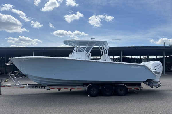 2023 SeaHunter 33