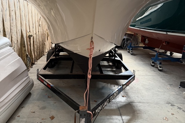 Photo of the 1999 True World Marine TE286 "Morning Glory"