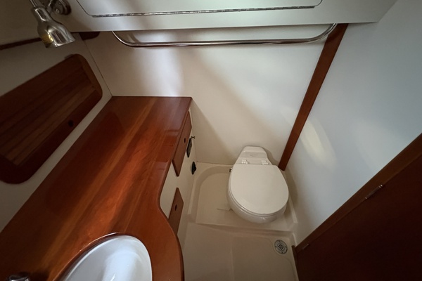 Sassy 36ft Hinckley Yacht For Sale