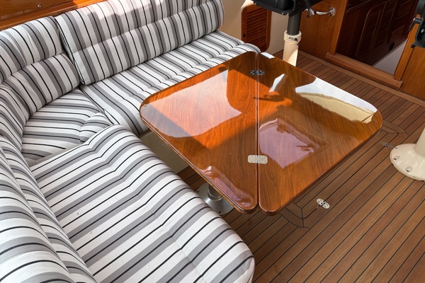 Sassy 36ft Hinckley Yacht For Sale