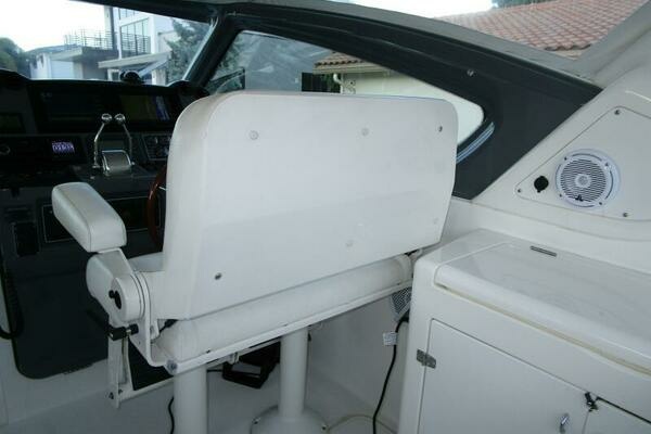 2003 Tiara Yachts 52