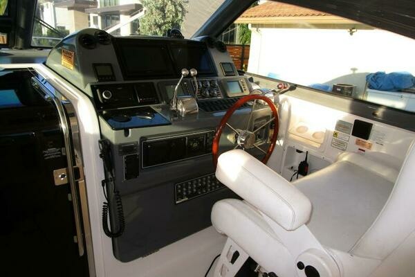 2003 Tiara Yachts 52