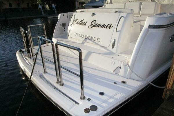 2003 Tiara Yachts 52